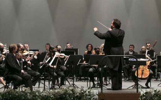 Concierto honor&iacute;fico: Cantata "Juan Sebasti&aacute;n Elcano"